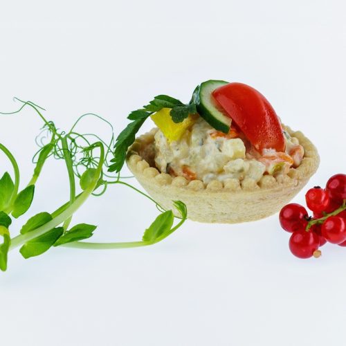 Babeczka wytrawna z sałatką jarzynową restauracja tobiasz